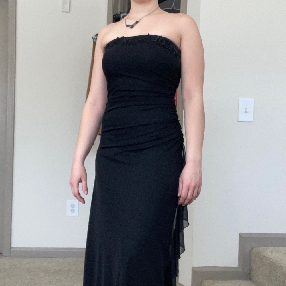 Elegant black prom dress